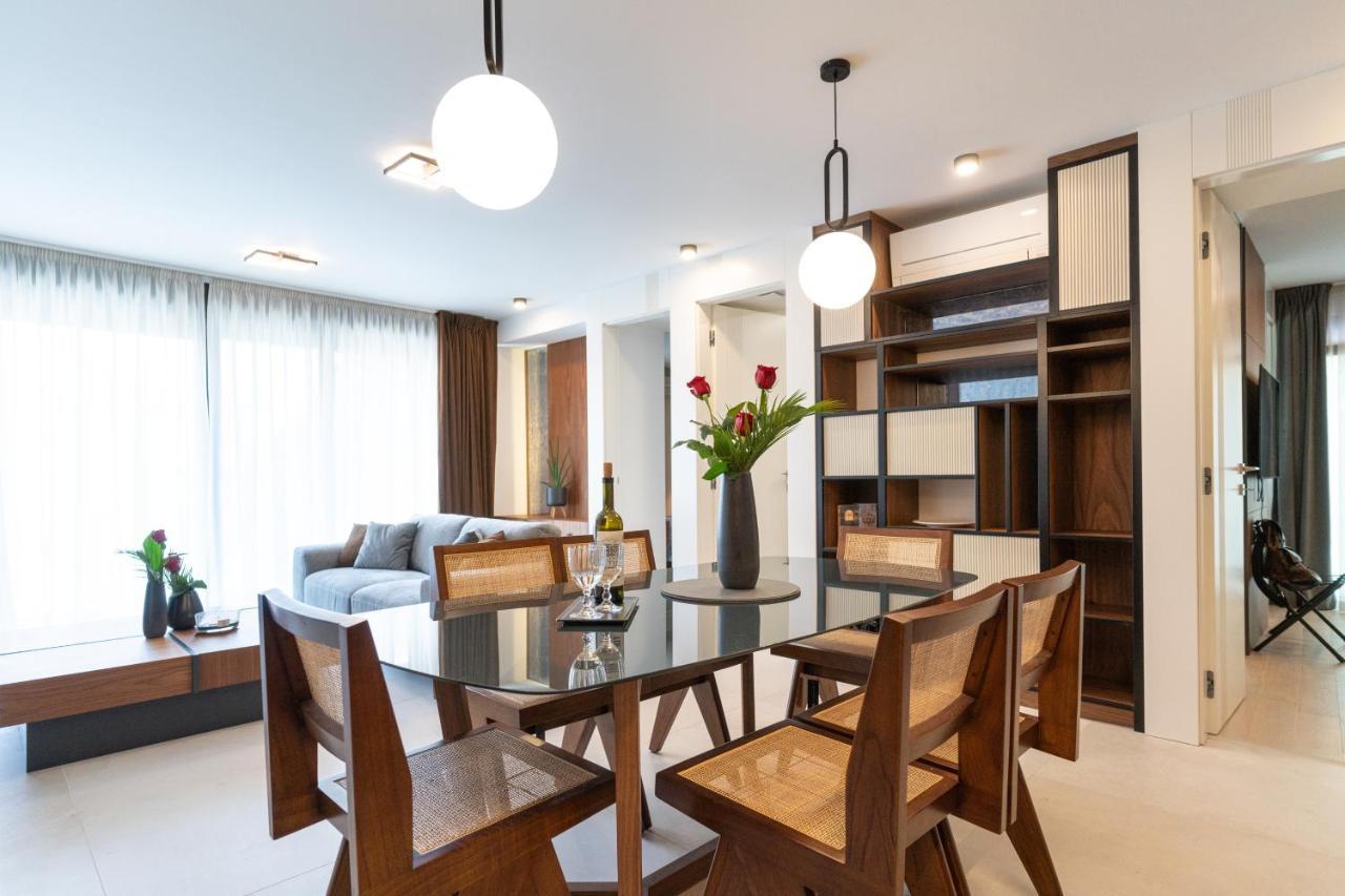 罗维尼Ez Luxury Living公寓 外观 照片