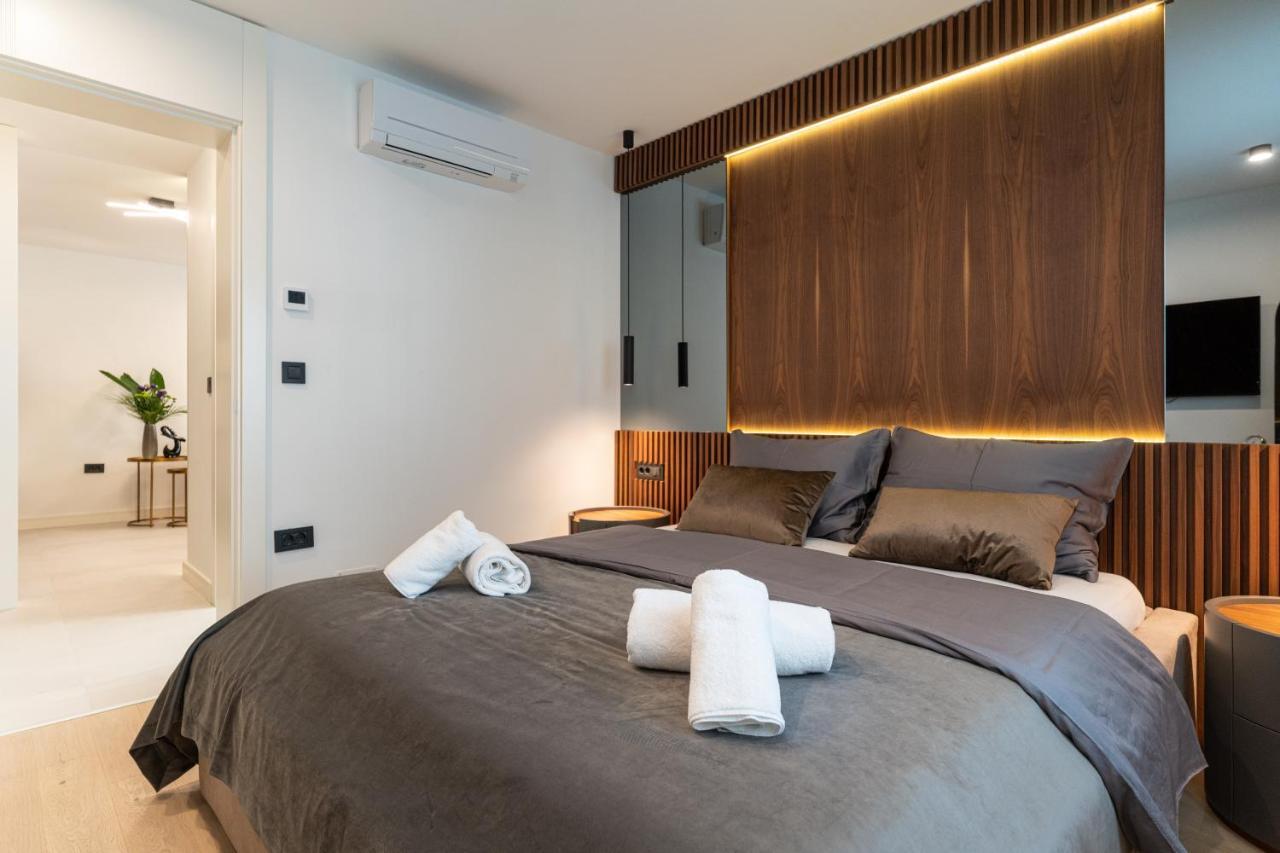 罗维尼Ez Luxury Living公寓 外观 照片