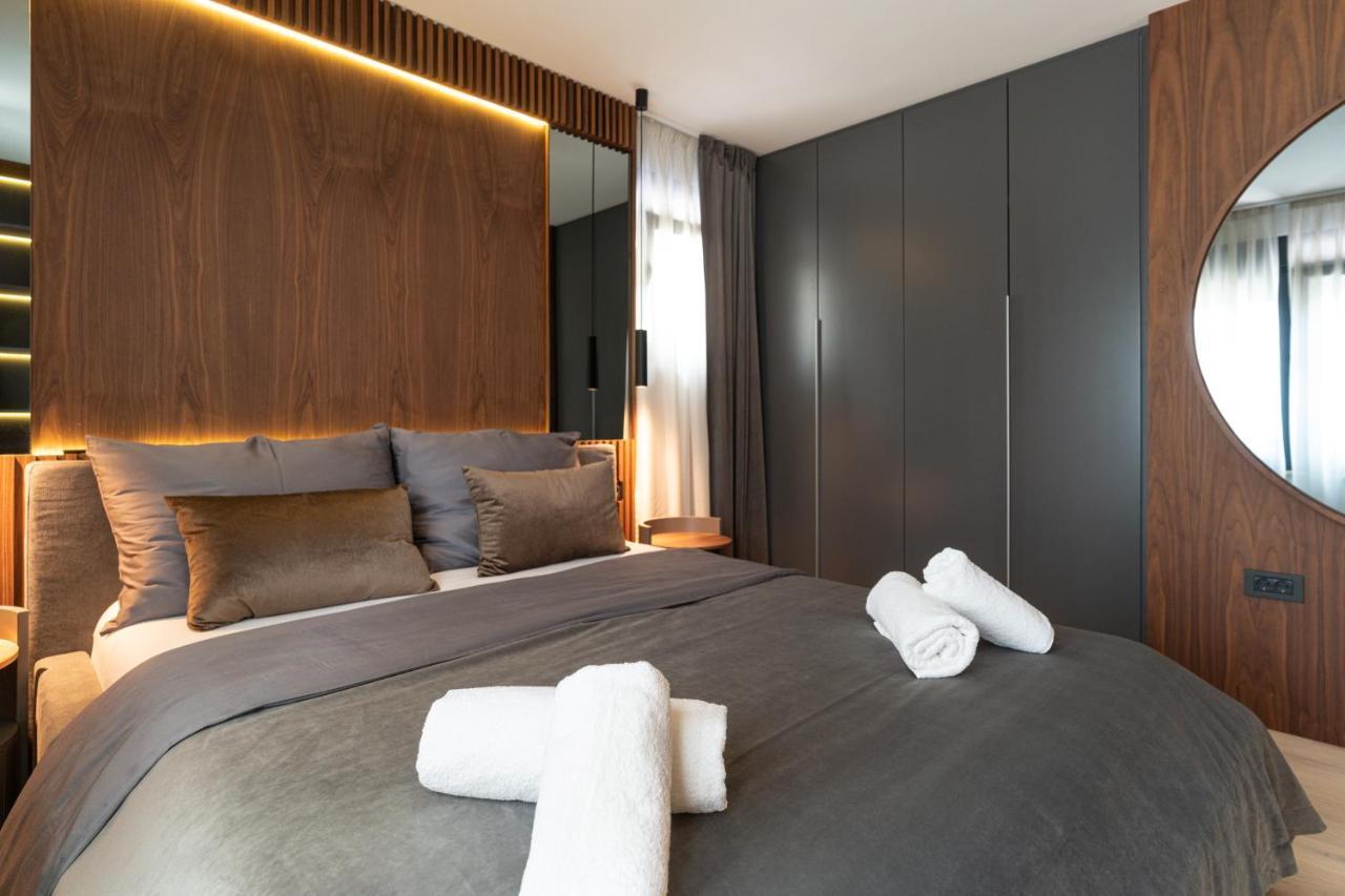 罗维尼Ez Luxury Living公寓 外观 照片